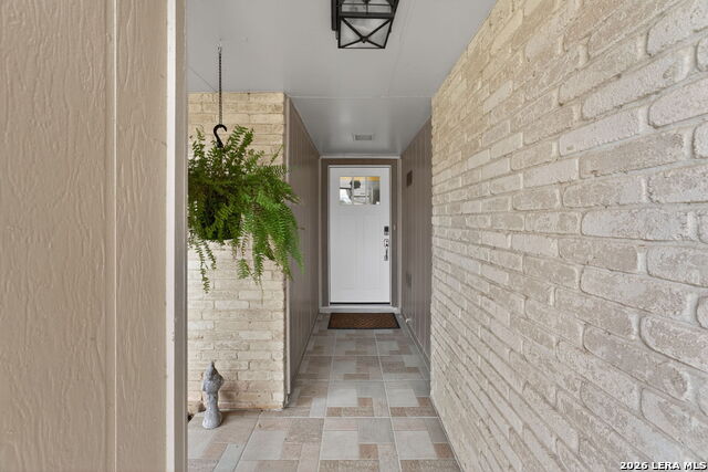 Image 4 of 35 For 122 Bolerio Dr