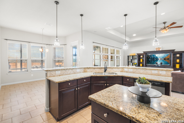 Image 22 of 44 For 13218 Compass Rose