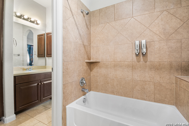 Image 31 of 44 For 13218 Compass Rose