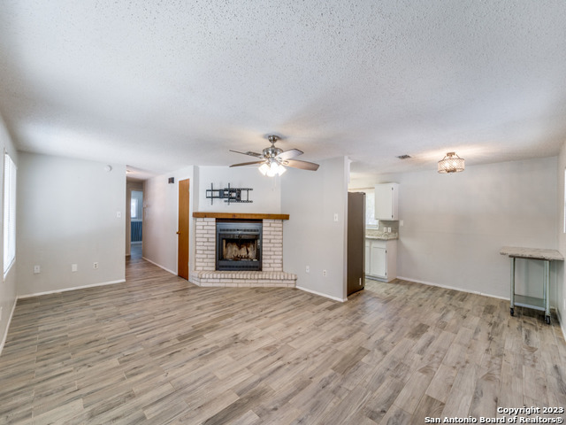 Image 10 of 25 For 1351 Spitz Kegel View Dr