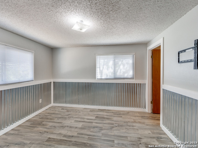 Image 14 of 25 For 1351 Spitz Kegel View Dr