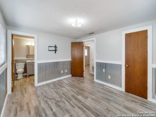 Image 15 of 25 For 1351 Spitz Kegel View Dr