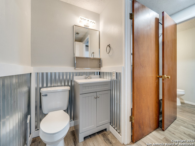 Image 18 of 25 For 1351 Spitz Kegel View Dr