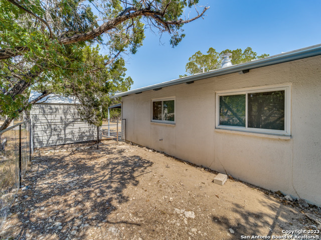 Image 22 of 25 For 1351 Spitz Kegel View Dr