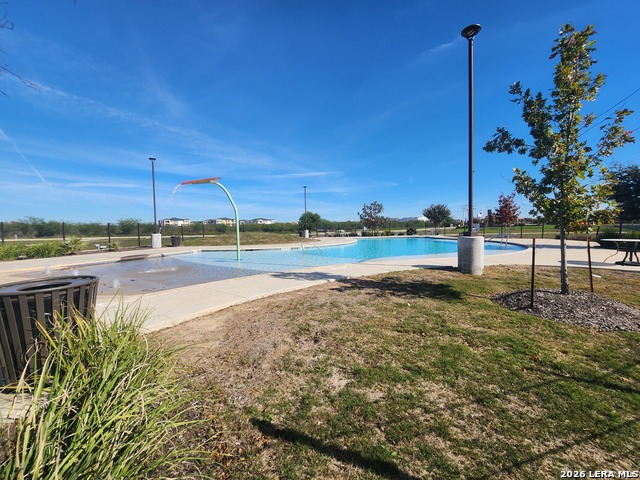 Image 31 of 35 For 522 Blue Stem