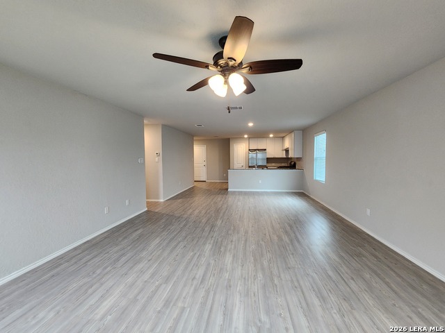 Image 8 of 35 For 522 Blue Stem