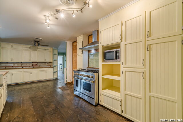 Image 10 of 43 For 17 Ridge  