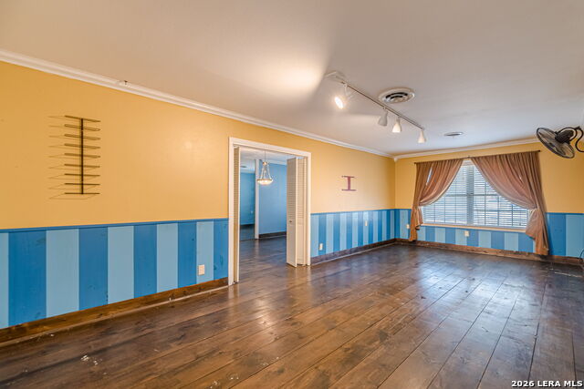 Image 15 of 43 For 17 Ridge  