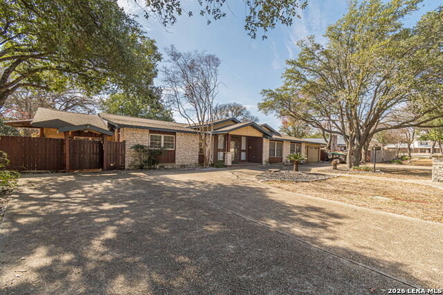 Image 2 of 43 For 17 Ridge  