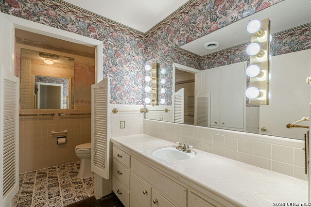 Image 28 of 43 For 17 Ridge  