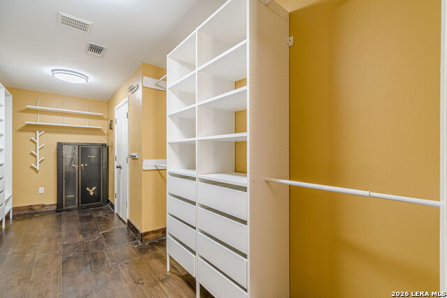 Image 30 of 43 For 17 Ridge  