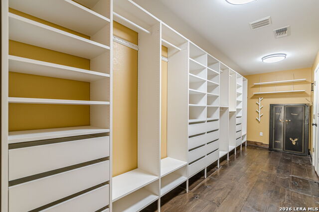 Image 31 of 43 For 17 Ridge  