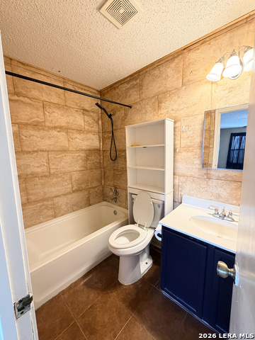 Image 10 of 15 For 8911 Kenton Briar