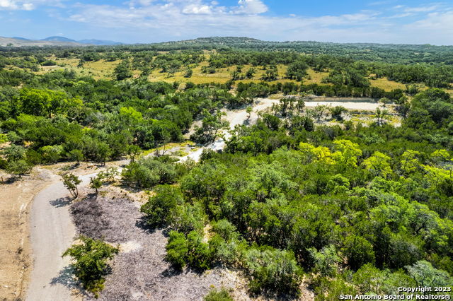 Image 10 of 18 For 472 Stallion Estates Dr