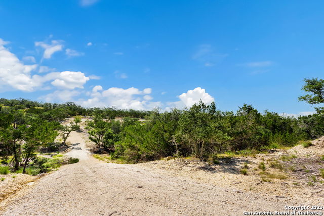 Image 7 of 18 For 472 Stallion Estates Dr