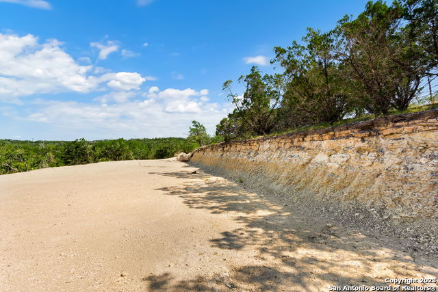 Image 8 of 18 For 472 Stallion Estates Dr