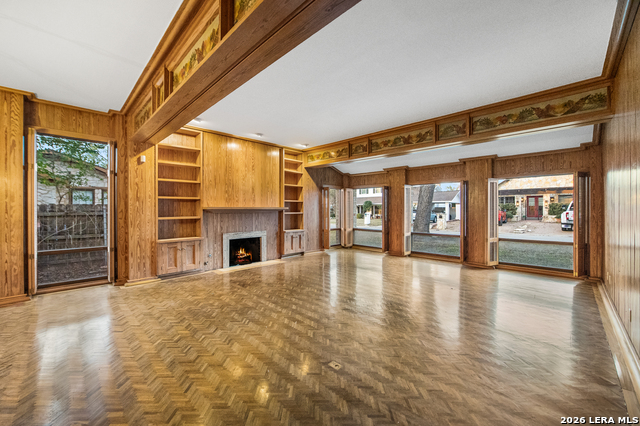 Image 10 of 65 For 1049 Allen  