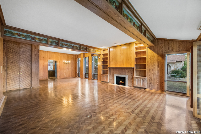 Image 13 of 65 For 1049 Allen  