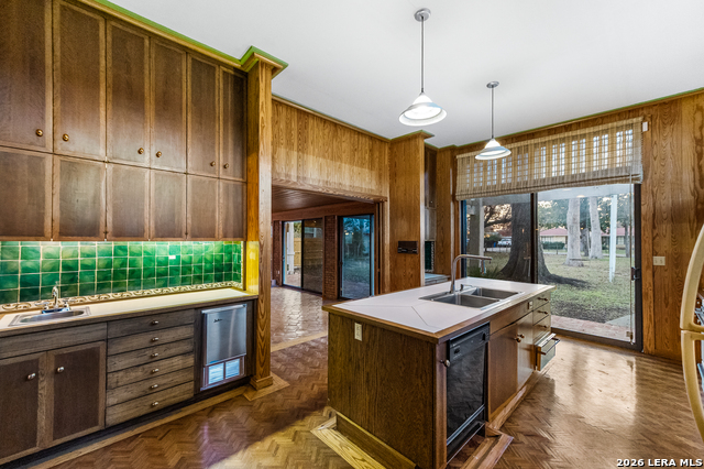 Image 23 of 65 For 1049 Allen  