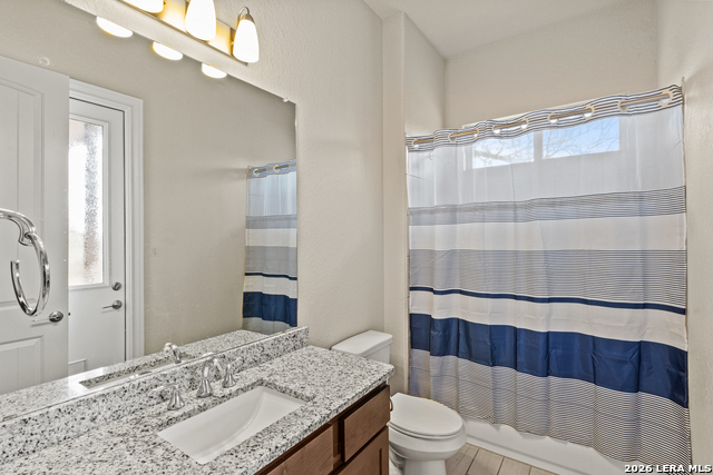 Image 21 of 33 For 527 James Way