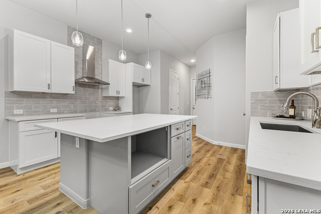 Image 15 of 35 For 507 Linden  