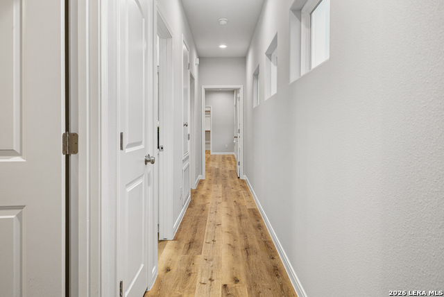 Image 21 of 35 For 507 Linden  