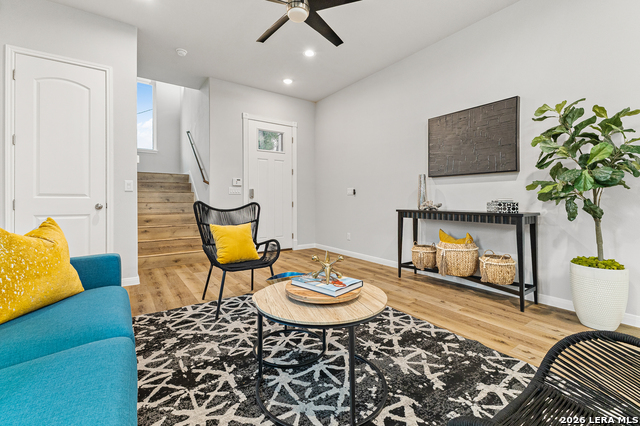 Image 8 of 35 For 507 Linden  