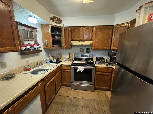 Image 5 of 15 For 2815 Hollyhill Dr