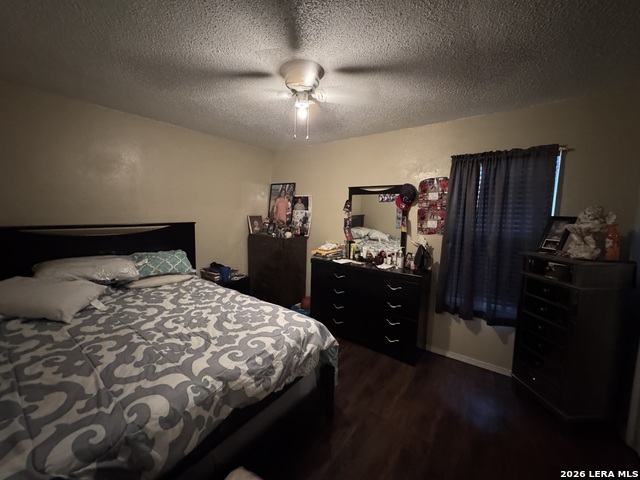 Image 9 of 15 For 2815 Hollyhill Dr