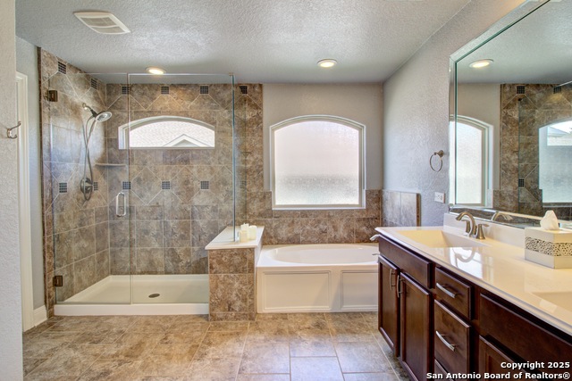 Image 31 of 43 For 28518 Tristant Ridge