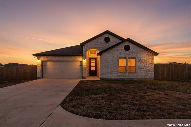 Details for 132 Medium Meadow, Lytle, TX 78052