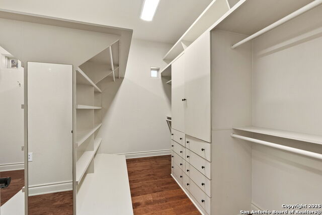 Image 24 of 52 For 6710 Ghia Lane