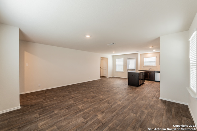 Image 3 of 24 For 1006 Western Whipbird