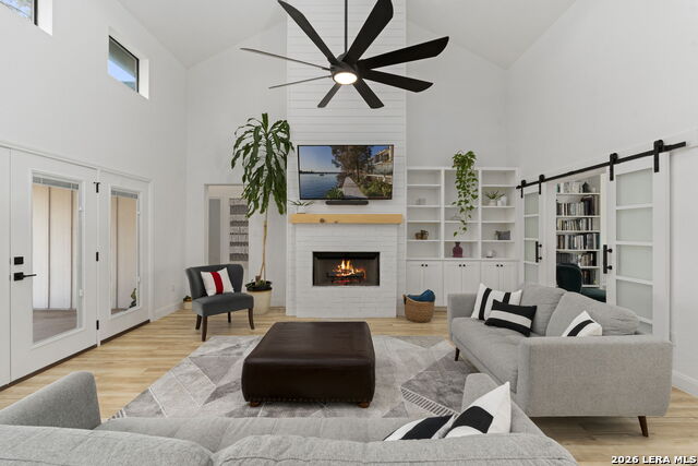 Image 12 of 68 For 200 Oak Fields Dr.,