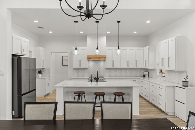 Image 20 of 68 For 200 Oak Fields Dr.,