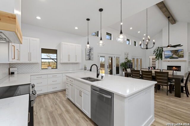 Image 27 of 68 For 200 Oak Fields Dr.,