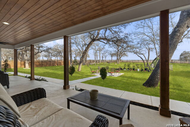 Image 7 of 68 For 200 Oak Fields Dr.,