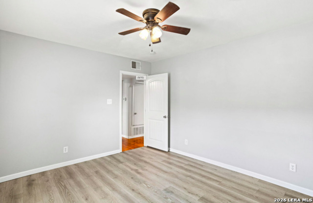 Image 13 of 18 For 1334 Ridgewood W