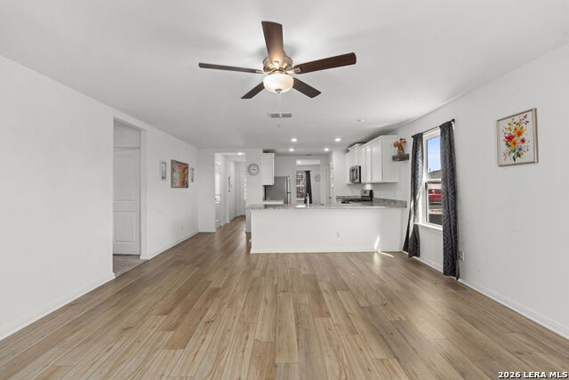 Image 10 of 26 For 12024 Luckey Villa