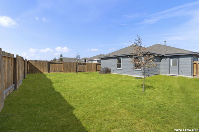 Image 21 of 26 For 12024 Luckey Villa