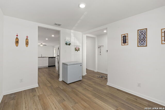 Image 3 of 26 For 12024 Luckey Villa