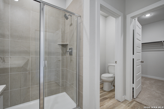 Image 16 of 25 For 9914 Chavaneaux Lndg