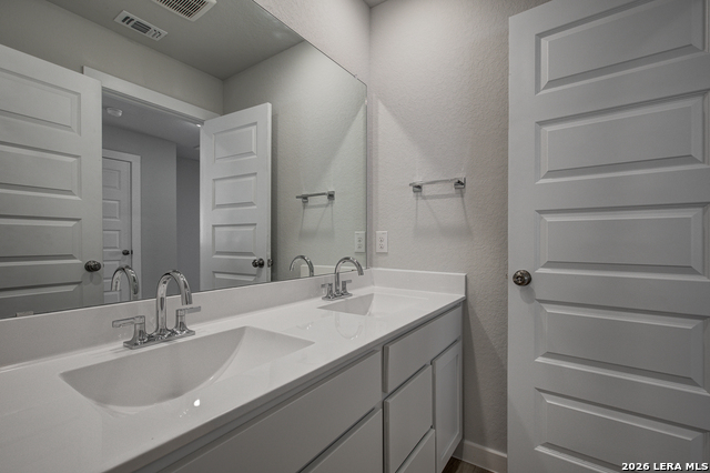 Image 22 of 25 For 9914 Chavaneaux Lndg