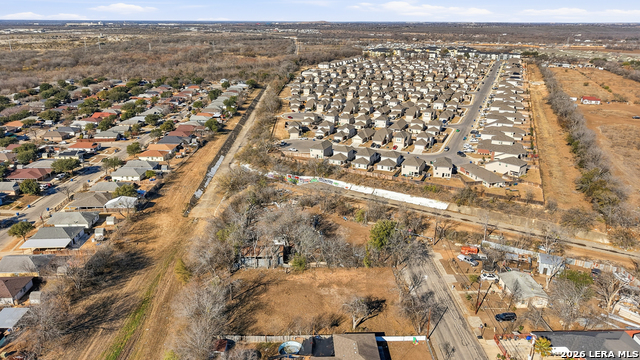 Image 3 of 16 For 522 Vincent St