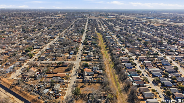 Image 6 of 16 For 522 Vincent St