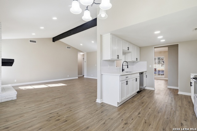 Image 10 of 34 For 9534 Chelmsford