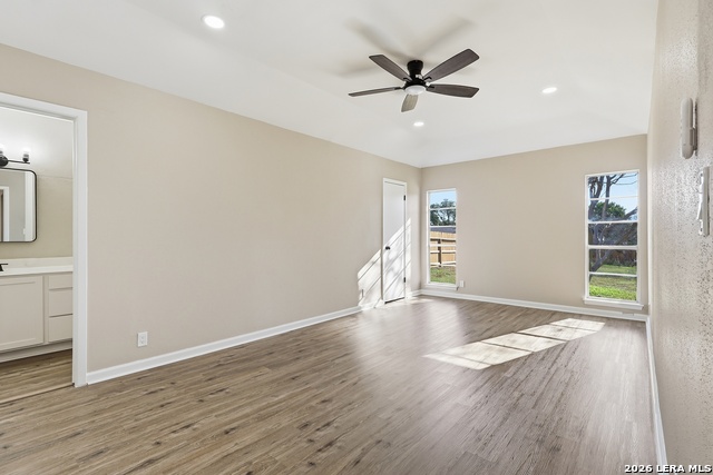 Image 14 of 34 For 9534 Chelmsford