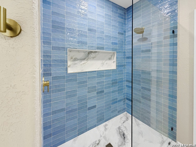 Image 22 of 50 For 403 Vista Ridge E