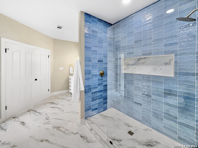 Image 24 of 50 For 403 Vista Ridge E