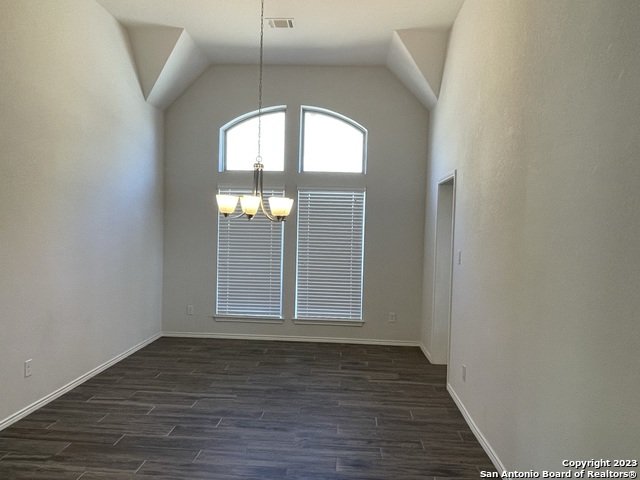 Image 4 of 24 For 9114 Yearling St